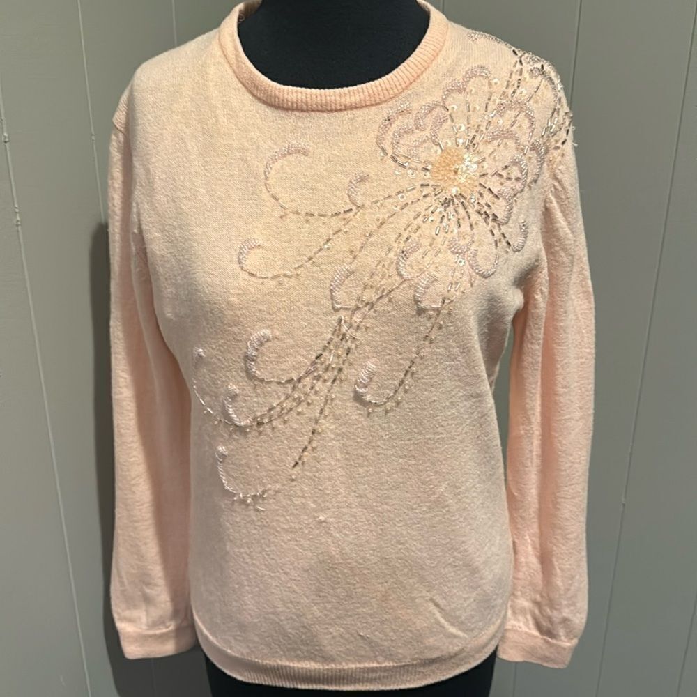 Vintage pastel pink crewneck beaded/sequin floral spray pattern lined sweater.